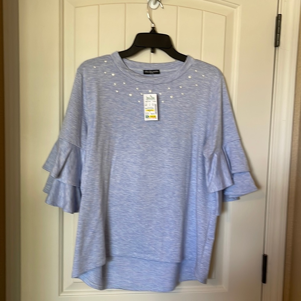 New Cha Cha Vente ruffled sleeve sweatshirt